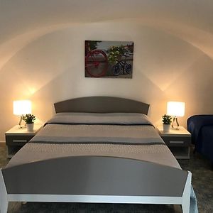 Camera con letto king size